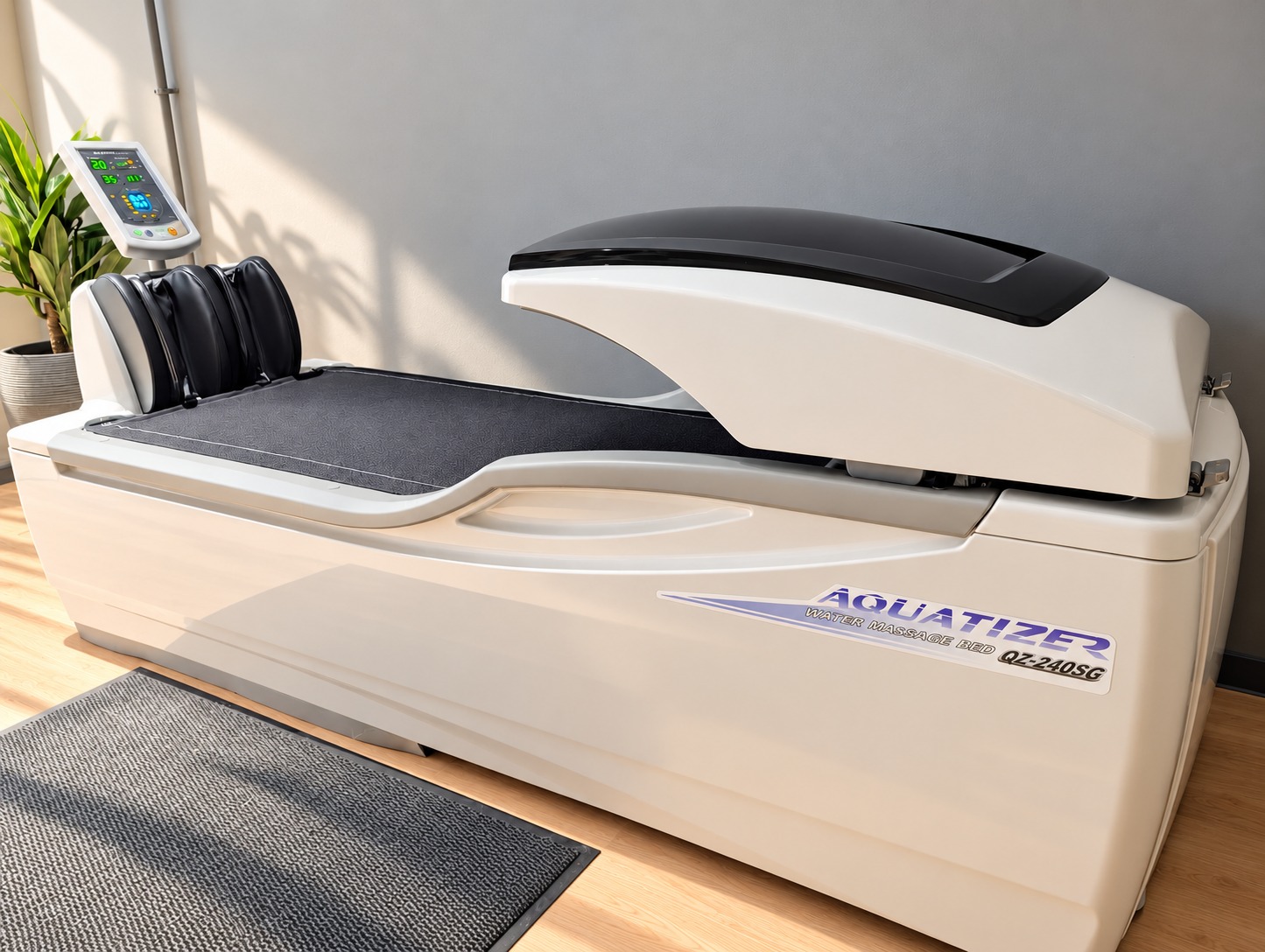 Aquatizer-Hydrojet-Liege mit Bedienpanel in unserem Studio